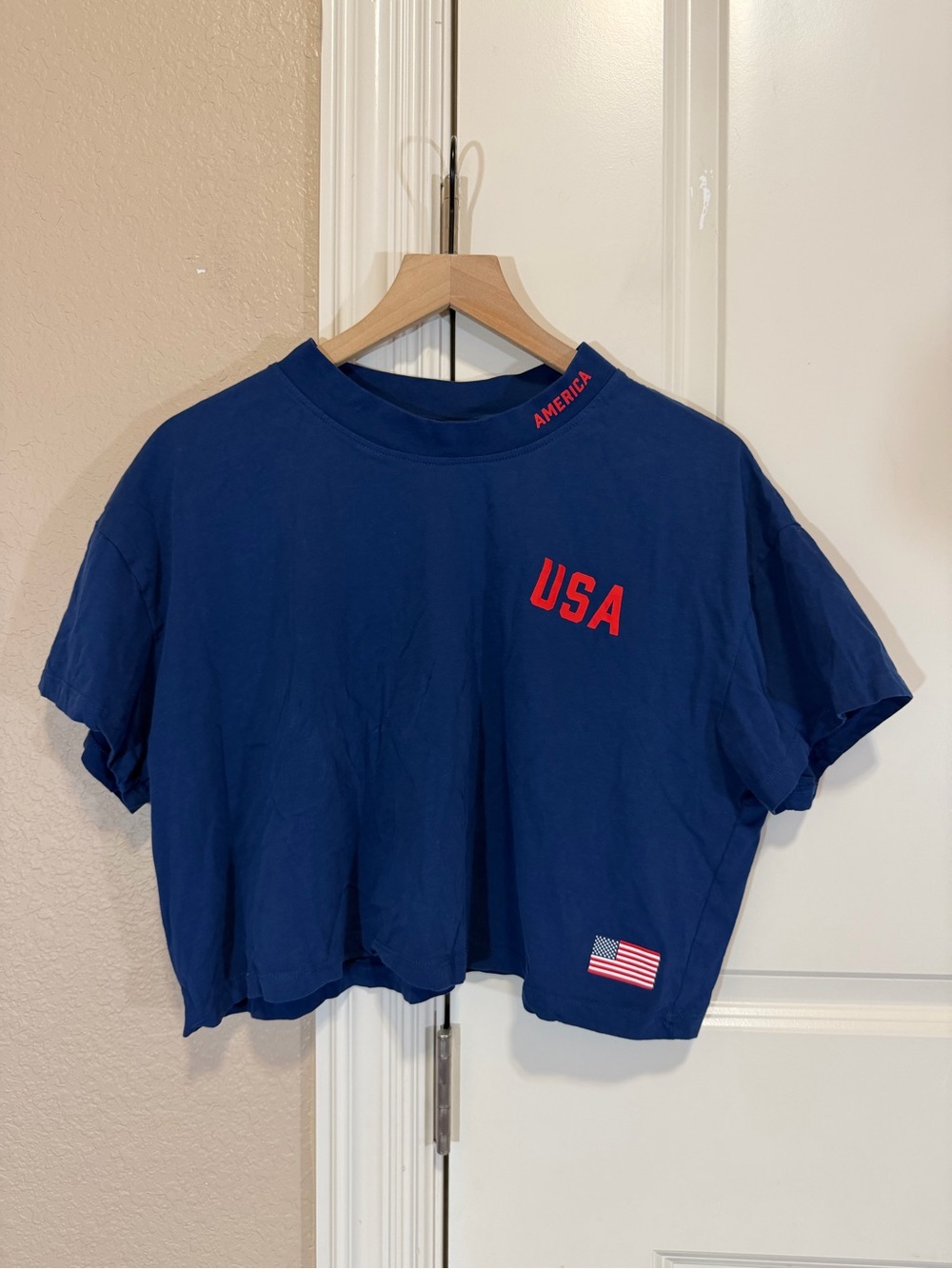Crane Navy USA Performance Cropped T-Shirt Cotton Heavy Blend Women’s Large